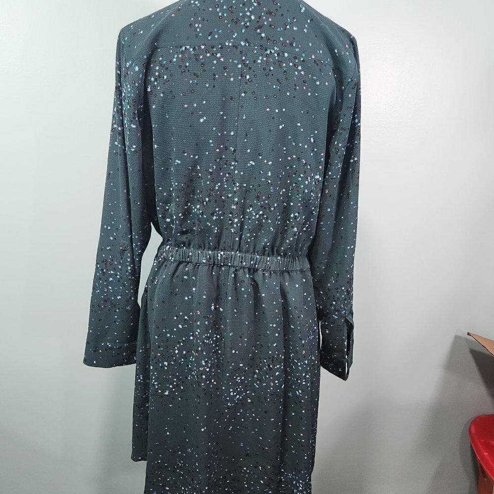 Apt. 9 Green Belted Waist Print Shirtdress
Lot K - Picture 6 of 10